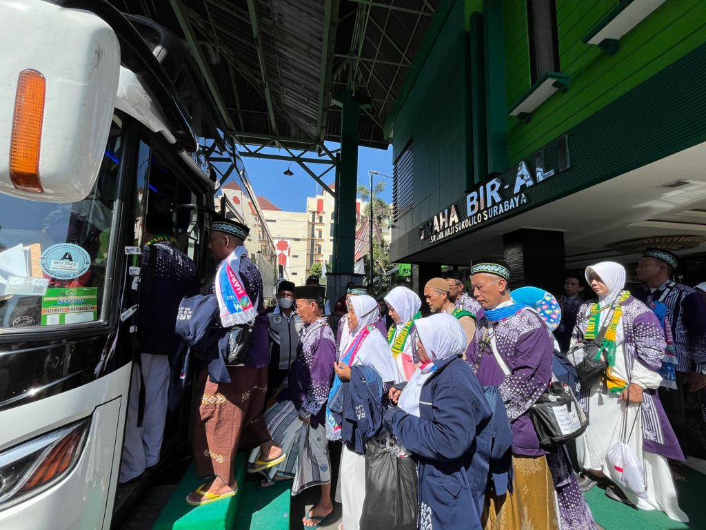 8.188 Jemaah Haji Indonesia Diterbangkan ke Arab Saudi pada Hari Ini