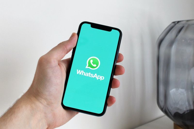 WhatsApp Coba Permudah Beri Reaksi pada Kiriman Foto dan&nbsp;Video