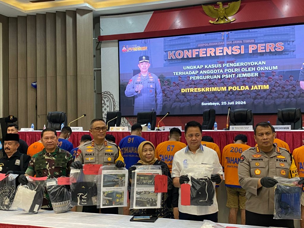Puluhan Oknum Pesilat Keroyok Satu Polisi di Jember, 13 Orang Menjadi&nbsp;Tersangka