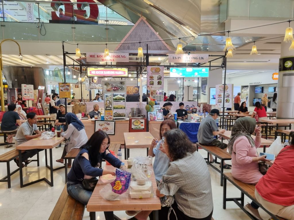 Festival Kuliner Tjap Legende Surabaya Kembali Bawa Puluhan Makanan Tradisional