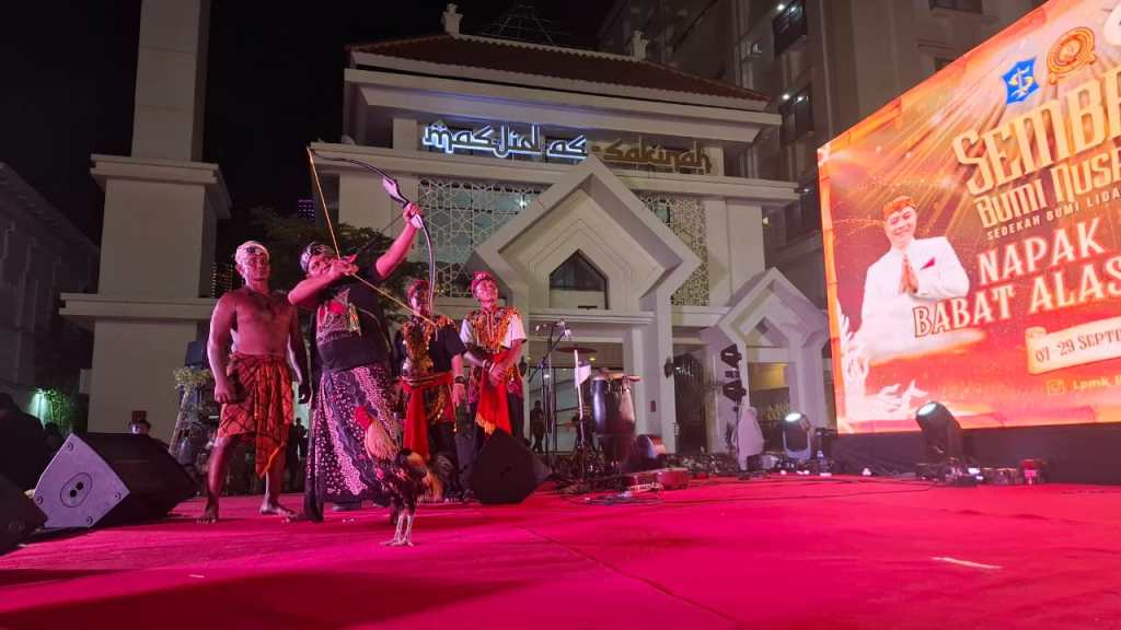 Kirab Sawunggaling Jadi Cara LPMK Lidah Wetan Surabaya Lestarikan&nbsp;Sejarah